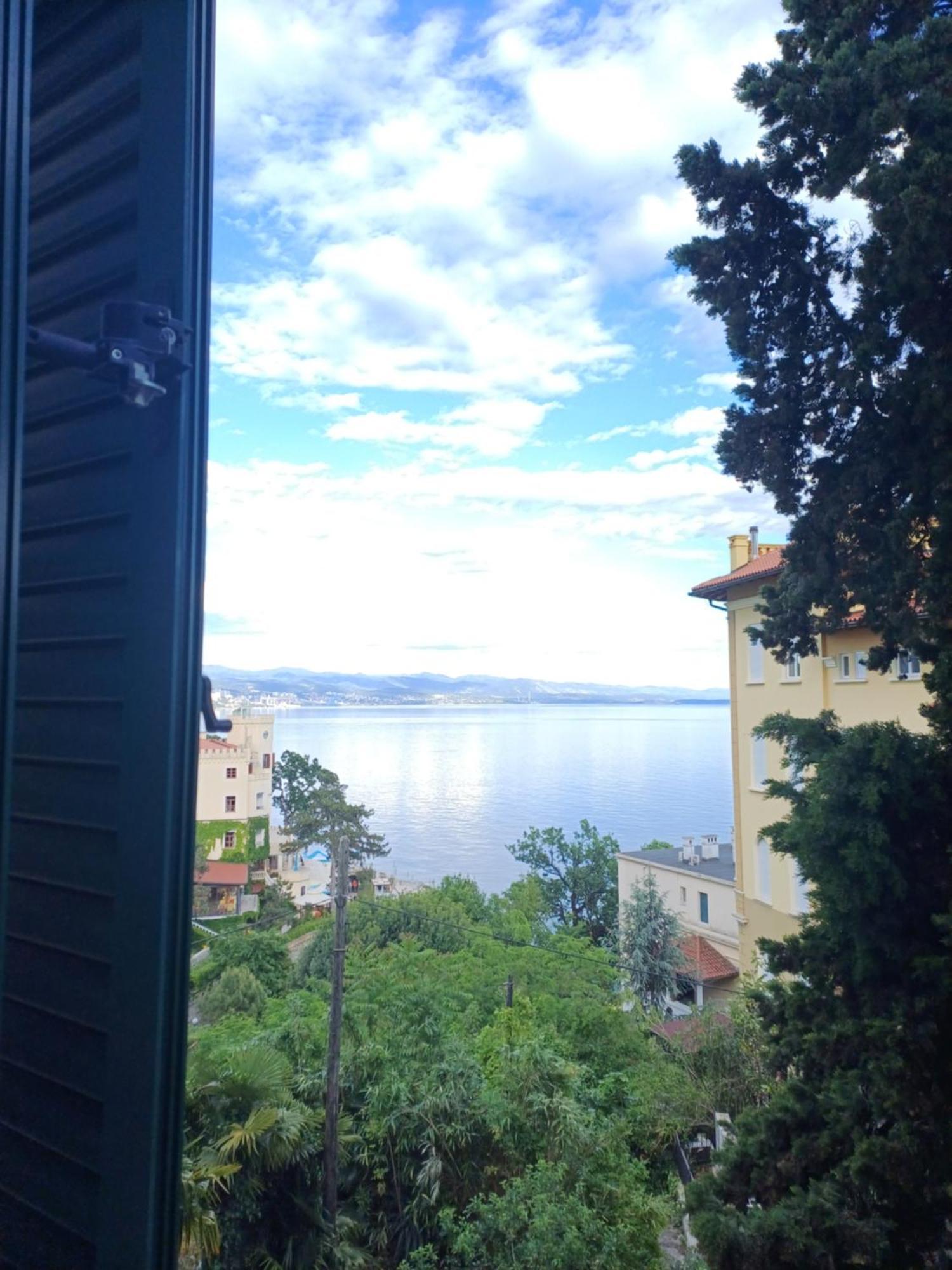 Apartment Zdenka - 100 M From The Beach Opatija Zewnętrze zdjęcie